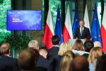 – Cieszę się, że repolonizacja staje się faktem – podkreślał we wtorek premier Donald Tusk