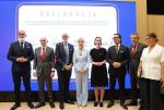 Uroczyste podpisanie deklaracji. Od lewej: Grzegorz Lot, prezes Tauronu, Ireneusz Fąfara, prezes Orlenu, Grzegorz Kinelski, prezes Enei, Katarzyna Rozenfeld, wiceprezes PGE, Eliza Zeidler, sekretarz stanu w MAP, Wojciech Balczun, minister aktywów państwowych, Grzegorz Wrona, podsekretarz stanu w MAP, oraz prowadząca wydarzenie Aleksandra Helbin, red. nacz. WNP.PL