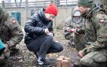 W szkoleniu mogą wziąć udział zarówno kobiety, jak i mężczyźni, ale też dzieci, które ukończyły 13. rok życia. Zdjęcie przykładowe z zasobów MON, nie przedstawia autorki reportażu