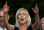 Marine Le Pen planowała  po raz czwarty podjąć walkę o Pałac Elizejski. Tym razem ma według sondaży największą szansę na wygraną
