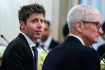 Sam Altman, szef OpenAI, i Tim Cook, stojący na czele Apple’a, jeszcze niedawno byli partnerami. Teraz stoją po dwóch stronach barykady