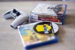 Sony jawiło się jako bastion starego, dobrego świata, w którym można było się cieszyć danym tytułem bez potrzeby łączenia się z internetem, a po jego ukończeniu – odsprzedać ją komuś innemu