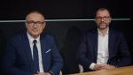 Piotr Jabłoński, dyrektor zarządzający pionem relacji międzynarodowych w Banku Gospodarstwa Krajowego (BGK), i Tomasz Sęk, wiceprezes zarządu firmy R.Power