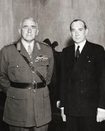 Generał Edmund Ironside, szef brytyjskiego Imperialnego Sztabu Generalnego, z dyplomatyczną wizytą u polskiego ministra spraw zagranicznych Józefa Becka. Warszawa, lipiec 1939 r.