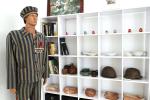 Muzeum w Kisielinie: kopia tzw. pasiaka Petro Miszczuka – mieszkańca Kisielina, który przeżył niemieckie obozy koncentracyjne