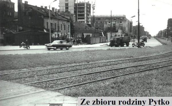 1963 - ul. Grójecka. Zdjęcie konkursowe z 27 lutego. Autorem zdjęcia jest Leopold Pytko.