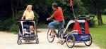 Specjalne wózki dziecięce bardzo szybko zamienić można  w rowerową przyczepkę.  W zależności od modelu, można w nich wozić nawet dwie pociechy