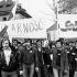 1 maja 1982 roku – „Solidarność” rusza spod Zamku Królewskiego na kontrpochód w proteście przeciwko stanowi wojennemu