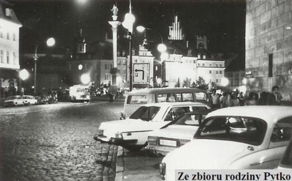 Zdjęcie konkursowe z 06.06. Zdjęcie z 1974 roku - przedstawia Plac Zamkowy.