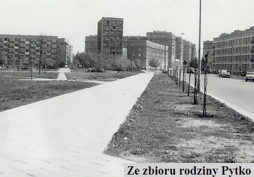 Zdjęcie z 1972 roku ulicy Anielewicza, będącej przedmiotem konkursu  17 X.