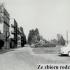Zagadka na nowy tydzień. Zdjęcie Leopolda Pytko z 1968 roku przedstawia ulicę wytyczoną w 1880 roku, biegła ona wówczas skrajem wielkiego pola służącego manewrom wojskowym. Zdjęcie należy wysłac do północy w środę 16.12.2009