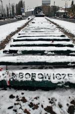 Z pomnika Poległym  i Pomordowanym na Wschodzie czapa śniegu zostanie uprzątnięta  – zapewnia ZTP  