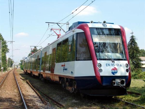 To ostatni zakup dla WKD. W 2004 roku Urząd Marszałkowski kupił dla spółki czterowagonowy pociąg EN-95. W pierwszych miesiącach eksploatacji trapiły go awarie