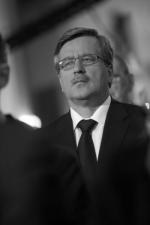 Pierwszą decyzją marszałka Sejmu jako p.o. głowy państwa było ogłoszenie żałoby narodowej