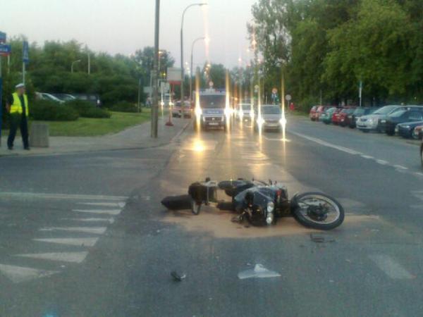 Do zderzenia samochodu i motocykla doszło na skrzyżowaniu Duracza i Żeromskiego