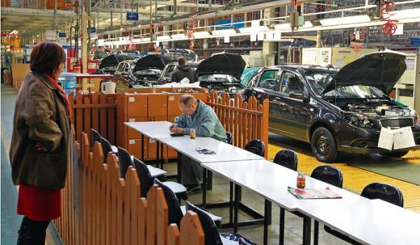 Zamówienia na Chevroleta Aveo na 2011 rok wyniosły tylko pięć tysięcy sztuk