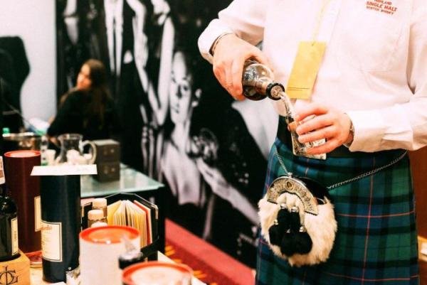 W ciągu czterech lat import whisky ze Szkocji do Polski, w butelkach 0,7 l, wzrósł o 60 proc.