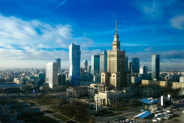 Najwięcej biur powstaje w Warszawie, ale i w pozostałych dużych miastach sektor bardzo dynamicznie rośnie.
