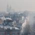 <Spośród największych miast, Kraków ma ze smogiem największe problemy.  Ale jest też  w awangardzie działań antysmogowych 
